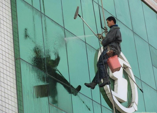 重庆外墙玻璃清洗施工方案及管理